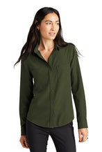 Load image into Gallery viewer, EUPHORIA Mercer+Mettle™ Women&#39;s Stretch Crepe Long Sleeve Camp Blouse - Townsend Green
